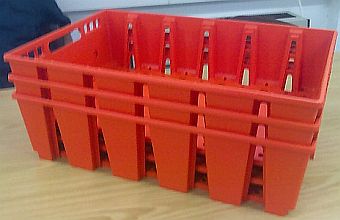 26L zig-zag stacking hygienic plastic crate